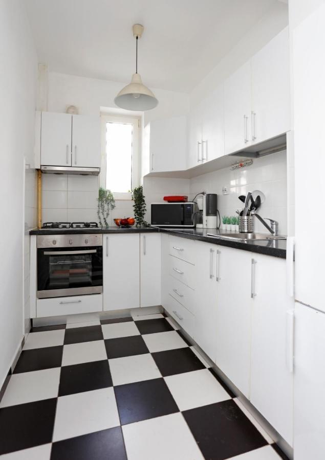 Rico'S 3 Bedroom City Center Apartment Bucureşti Eksteriør bilde