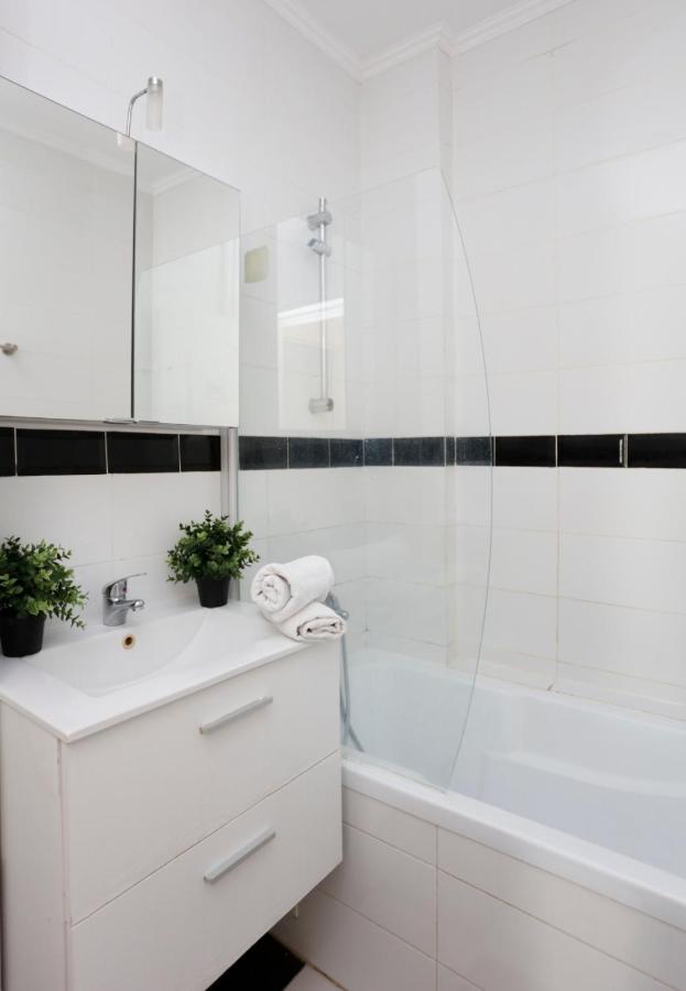 Rico'S 3 Bedroom City Center Apartment Bucureşti Eksteriør bilde